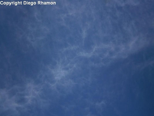 Cirrus floccus lacunosus vistas em João Pessoa, Paraíba, em 17/03/2011.