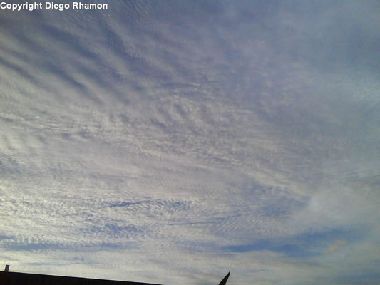 Cirrocumulus stratiformis vistas em João Pessoa, Paraíba, em 08/03/2009.