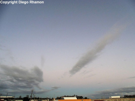 Stratocumulus radiatus vistas em Campina Grande, Paraíba, em 14/09/2014.