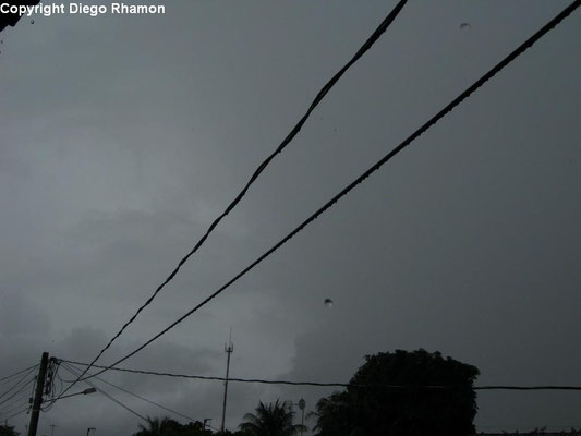 Nimbostratus praecipitatio vista em João Pessoa, Paraíba, em 20/02/2011.