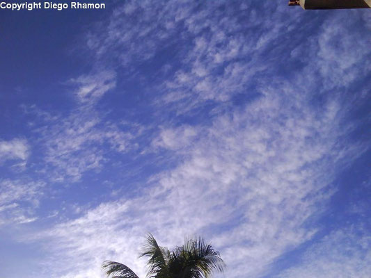 Cirrus floccus vistas em João Pessoa, Paraíba, em 25/05/2009.