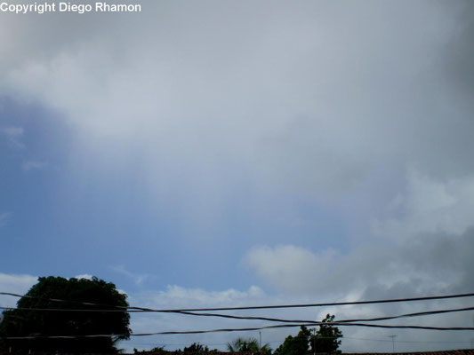Nimbostratus virga vista em João Pessoa, Paraíba, em 06/04/2010.