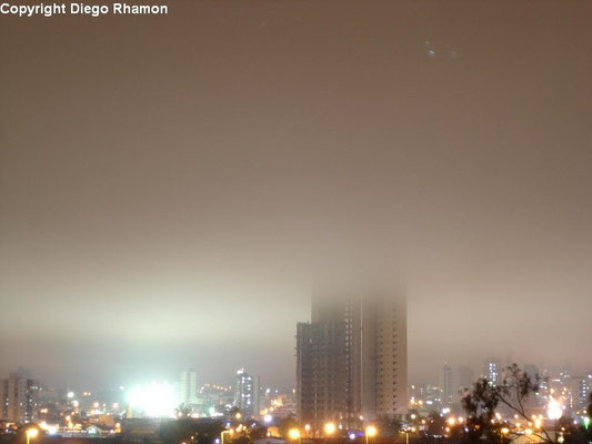 Stratus nebulosus vistas em Campina Grande, Paraíba, em 27/05/2014.