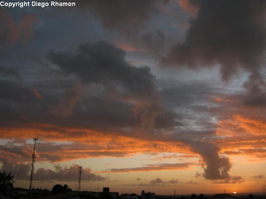 Stratocumulus vesperalis vistas em João Pessoa, Paraíba, em 16/08/2012.
