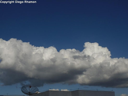 Cumulus mediocris vistas em Campina Grande, Paraíba, em 03/06/2014.