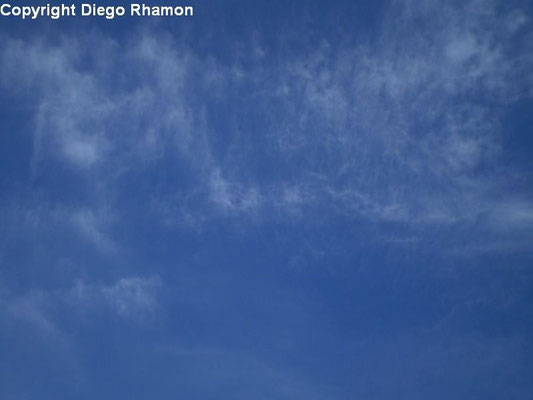 Cirrus floccus lacunosus vistas em João Pessoa, Paraíba, em 17/03/2011.