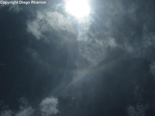 Cirrostratus duplicatus e halo 22° vistos em João Pessoa, Paraíba, em 17/02/2013.
