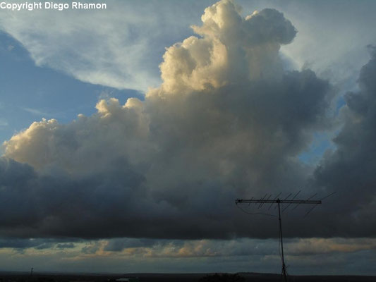 Cumulus congestus vista em João Pessoa, Paraíba, em 10/02/2014.