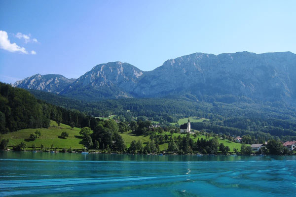 Bergsteigerdorf Steinbach am Attersee mit Höllengebirge