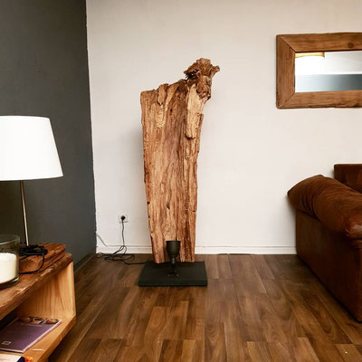Beleuchtete Treibholzskulptur. Kundenauftrag.