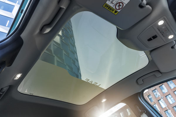 NISSAN LEAF 2026