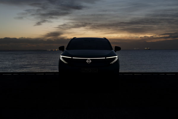 NISSAN LEAF 2026