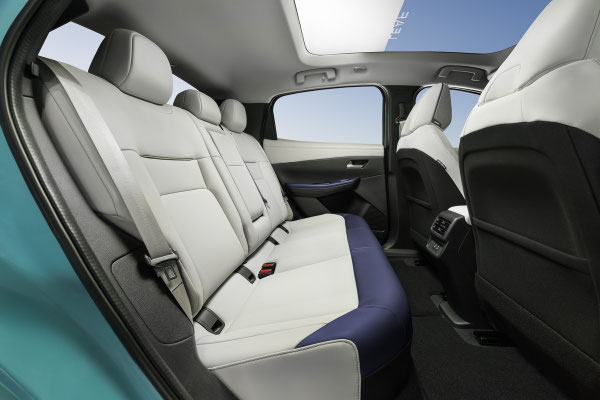 NISSAN LEAF 2026