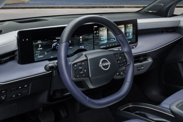 NISSAN LEAF 2026