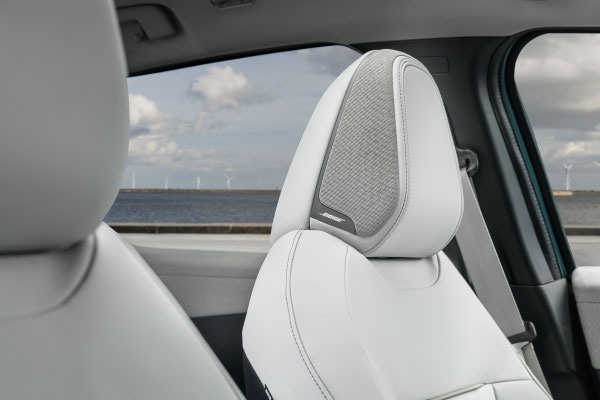 NISSAN LEAF 2026