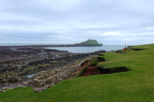 Worm's Head in Wales, Gezeiteninsel in der Ferne