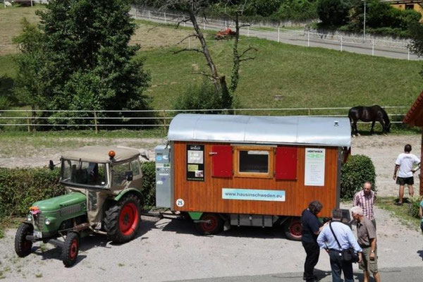 Mit Traktor und Bauwagen zum Nordcap