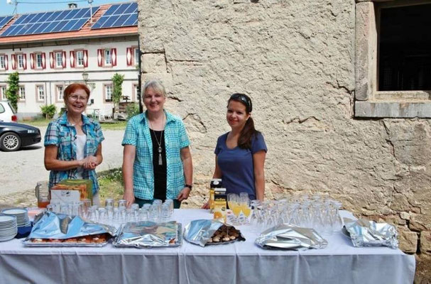 Sektempfang "Unser Dorf hat Zukunft"