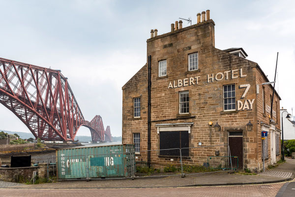Albert Hotel
