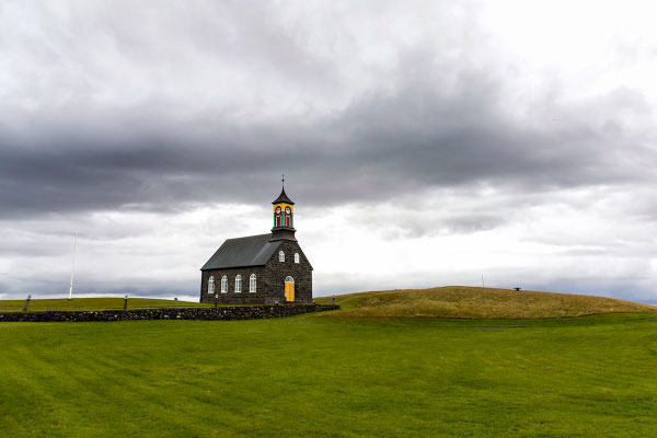 Hvalsneskirkja