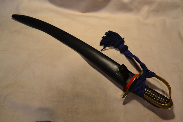 fourreau en cuir pour sabre 1er empire avec attache sur passant baudrier