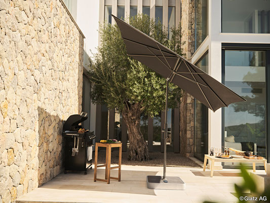 Glatz Twist | Alu-Twist | der hochwertige Sonnenschirm mit Kippfuktion für Terrassen und Balkone | FINK Sonnenschirme in Großostheim