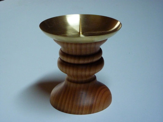Kirschbaum / Messing,  H 11 cm     CHF 48.-