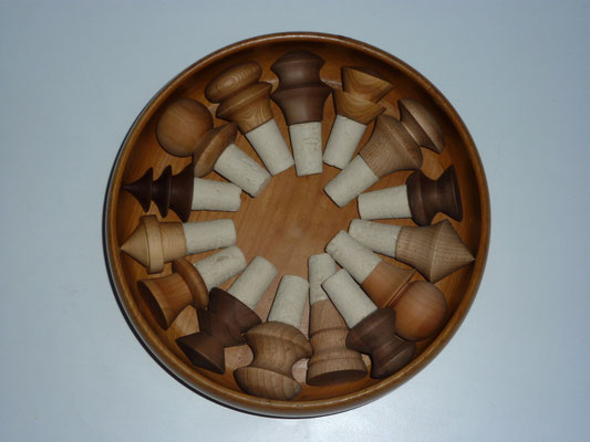 Nur Holz / Kork (& wenig Leim)     CHF  18.-     Lieferbar