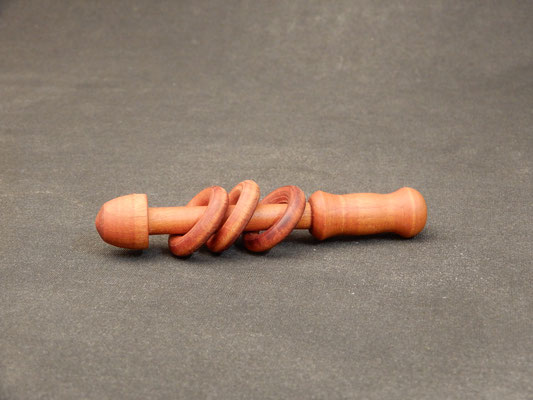 Kleinkinder-Spielzeug, Kirschbaum, ca. 3 x 11,5 cm, CHF 20.-, Lieferbar
