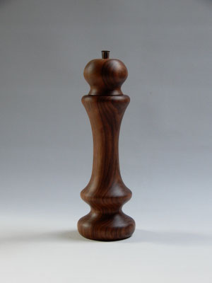 Stahlwerk, Nussbaum,     für Pfeffer,     ca. 25 cm,     CHF 95.-
