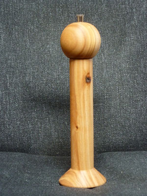 Stahlwerk / Ulmenholz,     ca. 25 cm,     CHF 95.-