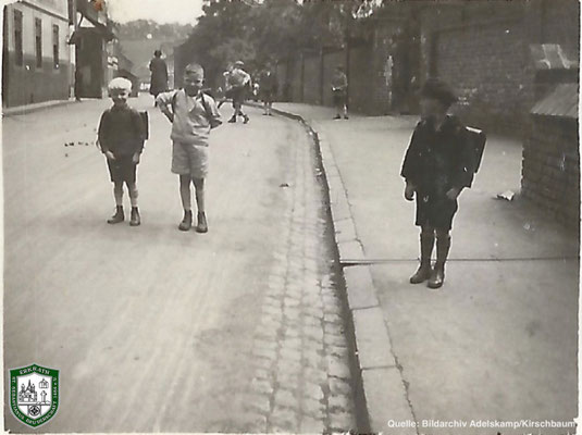 Kirchstraße um 1930. Quelle: Bildarchiv Adelskamp/Kirschbaum