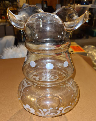Art.-Nr. 1048, Lampenschirm, Glas, mit Dekor, Ø 13,0 cm, H 21,0 cm, Fassung 4,8 cm, CFJ-Preis 30,00 Euro