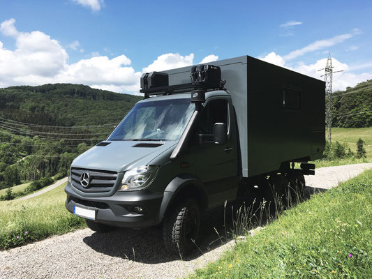 nomadcampers Mercedes Benz Sprinter Oberaigner 6x6 Expeditionsmobil