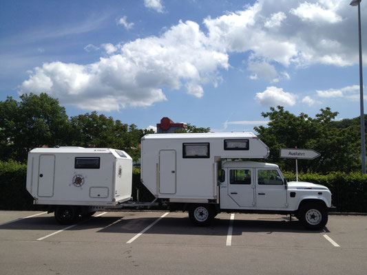 nomadcampers FleXX Offroad-Trailer mit Absetzkabine