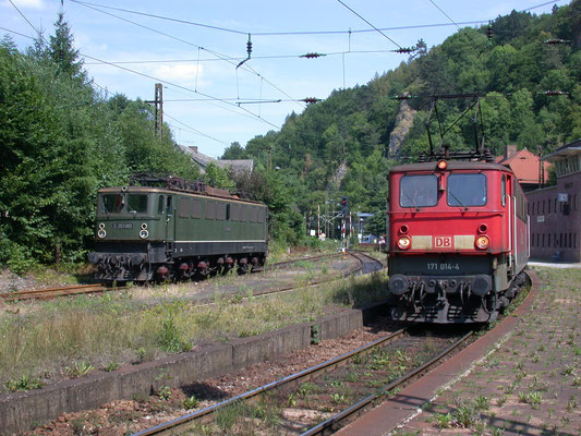 171 001 und 171 014 im Bahnhof Rübeland, 01.08.2003