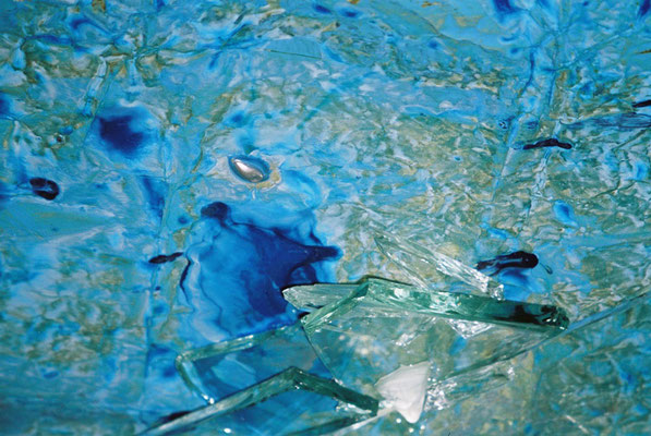 Glasinstallation blau (01)