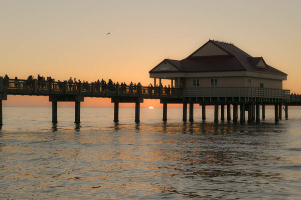 Die Pier 60 im Sonnenuntergang.