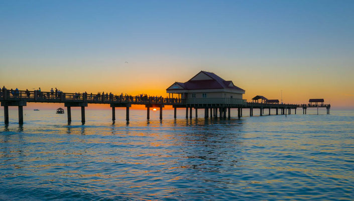 Die Pier 60 im Sonnenuntergang.