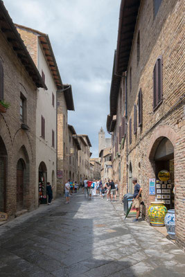 Auf der Via San Giovanni stadtauswärts.