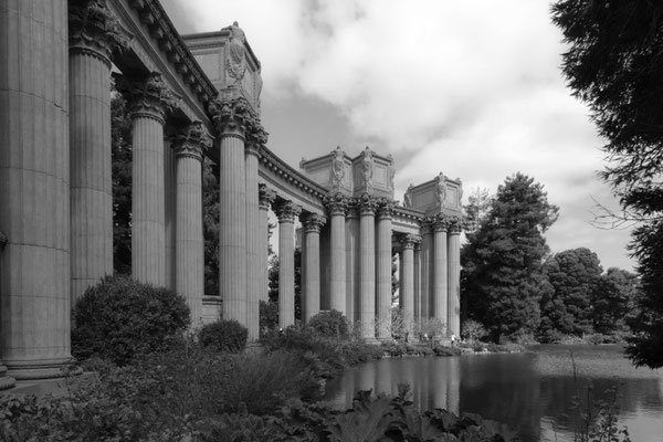 Palace of Fine Arts.
