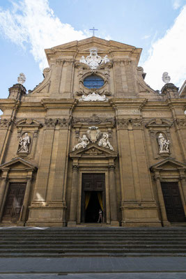 Die Kirche dei Santi Michele e Gaetano.