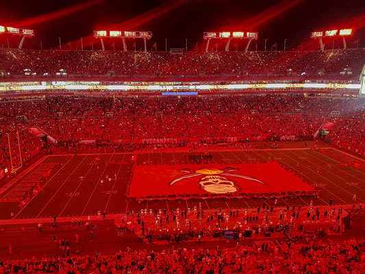 Red Out Night bei den Buccaneers.