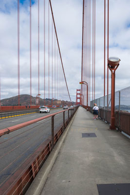 Auf der Golden Gate Bridge.