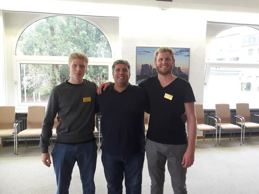 Teamwork im Höchster Hof beim Geistheilungstag