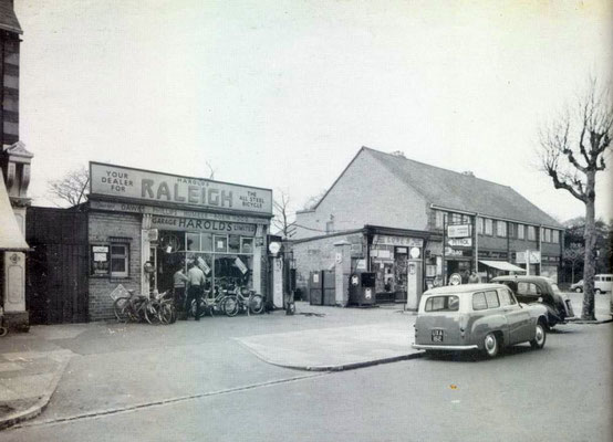 Harold's Garage and the row 73-79, c. 1961 (Birmingham Libraries)