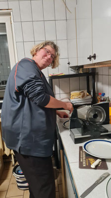 Ein "A" belegt die Fischbrötchen