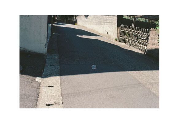 シャボン玉を追いかける／Chasing the bubbles　|　Gallery Kaido 