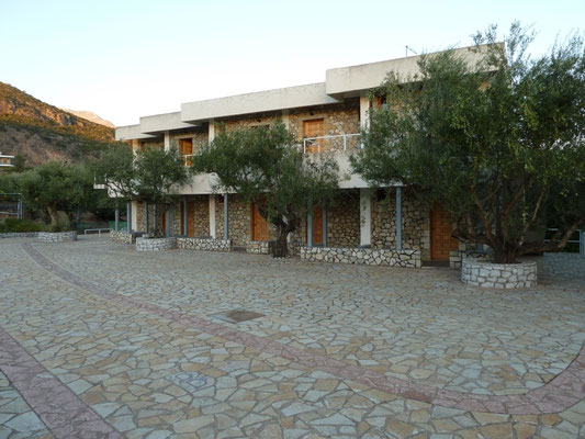 Cardamyli Beach Hotel