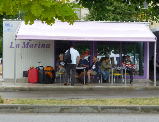 wachten op de boot